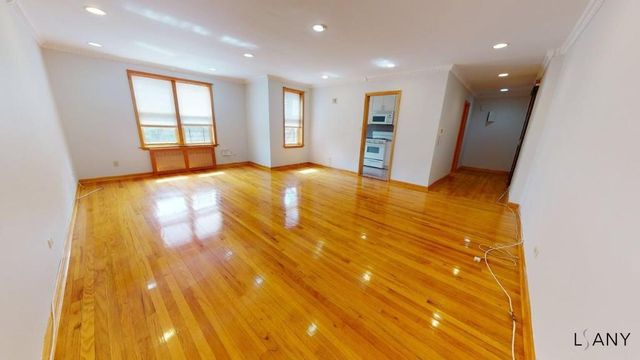 6640 108th St Apt 5B, New York City, NY 11375
