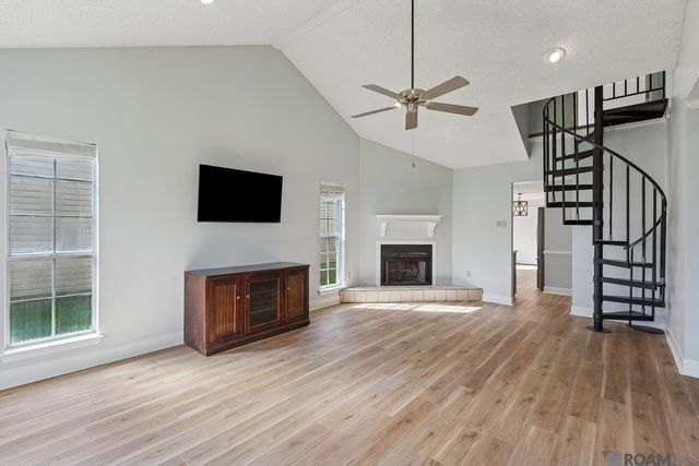 3325 Myrtle Grove Dr, Baton Rouge, LA 70810