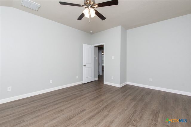 5114 Dauphin Drive, Belton, TX 76513