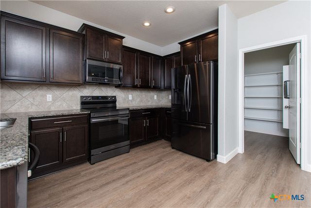 5114 Dauphin Drive, Belton, TX 76513