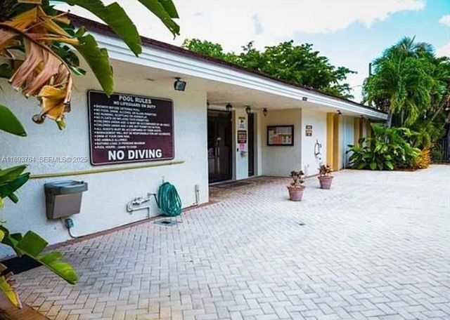 5570 NW 44th Street 312A, Lauderhill, FL 33319