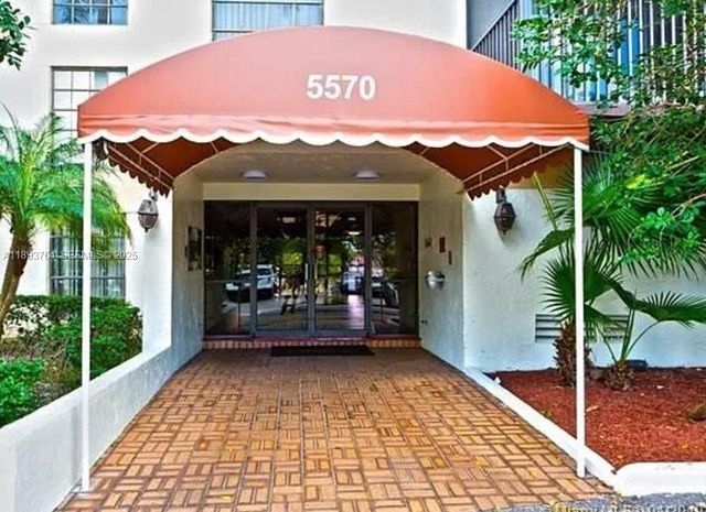 5570 NW 44th Street 312A, Lauderhill, FL 33319