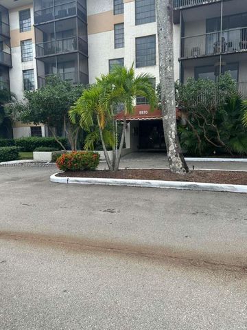 5570 NW 44th Street 312A, Lauderhill, FL 33319