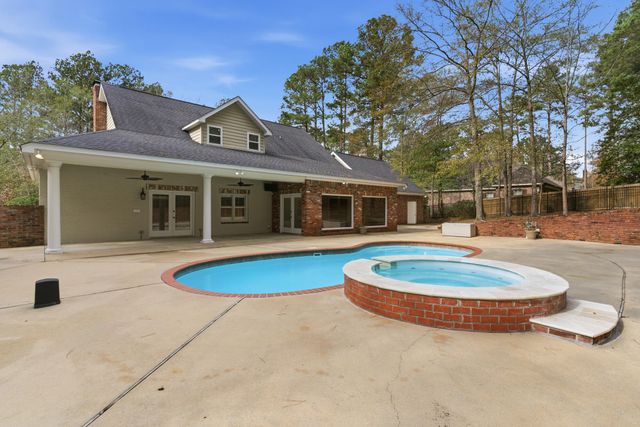 4 Bocage, Hattiesburg, MS 39402