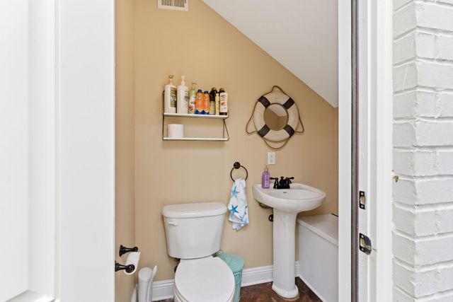 4 Bocage, Hattiesburg, MS 39402