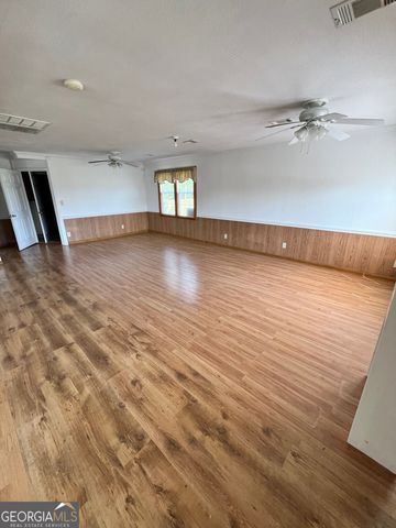 121 Coleman Avenue, East Dublin, GA 31027