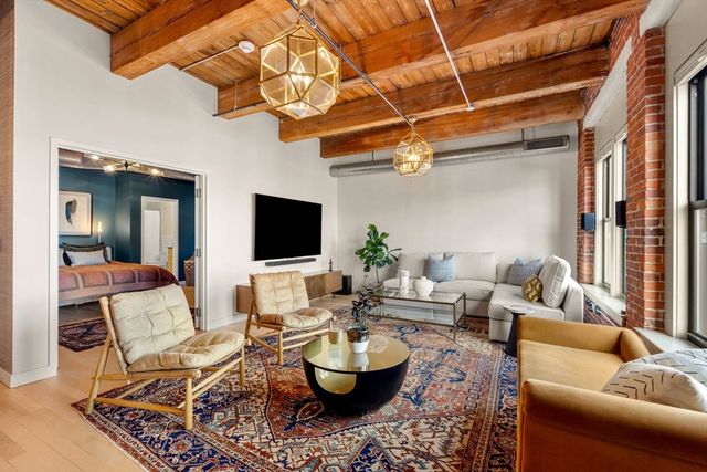 9 W Broadway 210, Boston, MA 02127