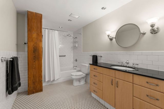 9 W Broadway 210, Boston, MA 02127