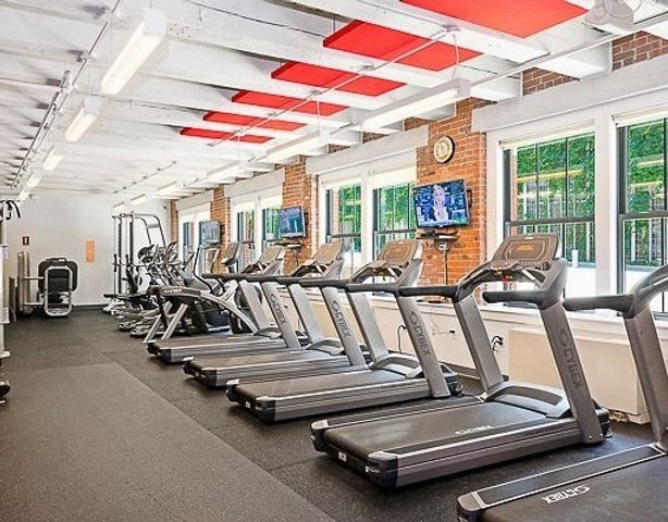 9 W Broadway 210, Boston, MA 02127