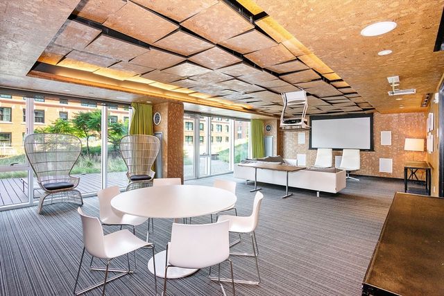 9 W Broadway 210, Boston, MA 02127