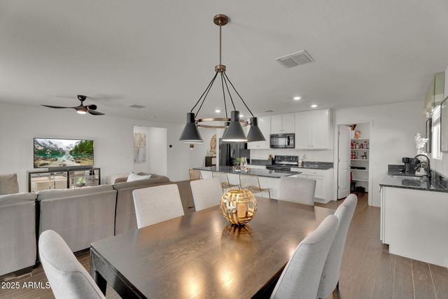 18437 E EL BUHO PEQUENO --, Gold Canyon, AZ 85118