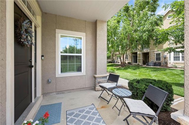 15919 Fontana Street 110, Stilwell, KS 66085