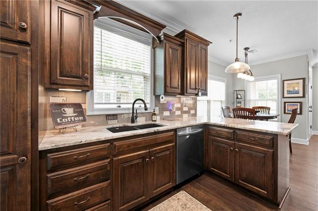 15919 Fontana Street 110, Stilwell, KS 66085