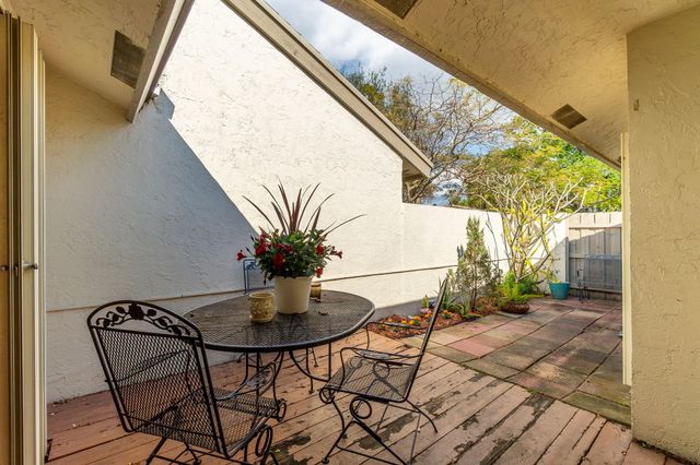 3096 S Oakland Forest Drive 1605, Oakland Park, FL 33309