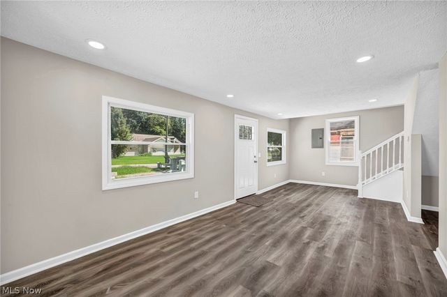3642 Albany Avenue, Lorain, OH 44055