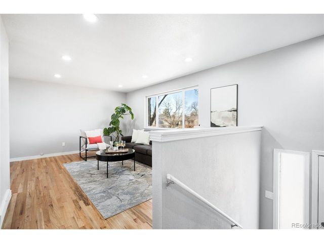 1042 Olathe St, Aurora, CO 80011