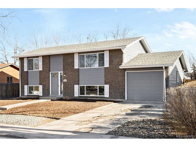 1042 Olathe St, Aurora, CO 80011