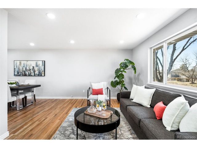 1042 Olathe St, Aurora, CO 80011