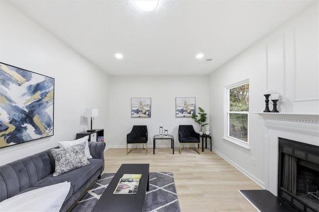 1601 CREEK SE Crossing, Conyers, GA 30094