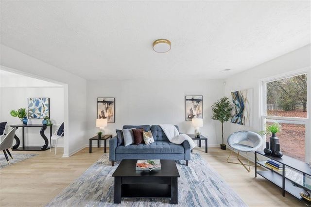 1601 CREEK SE Crossing, Conyers, GA 30094