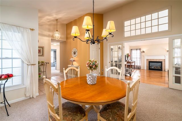 21 Acorn Valley, Ogden, NY 14624