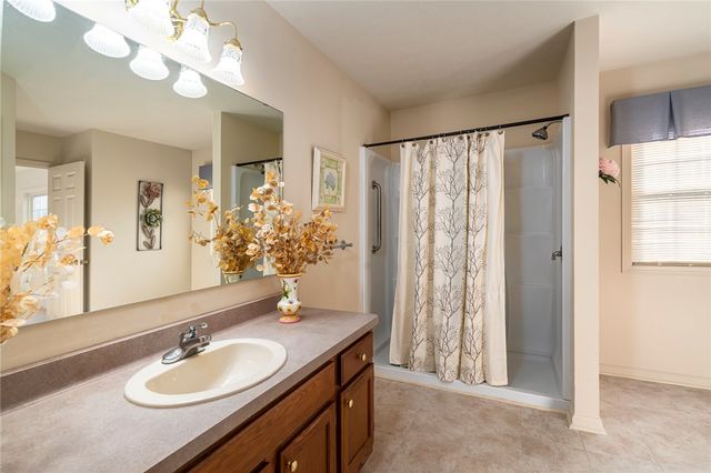 21 Acorn Valley, Ogden, NY 14624