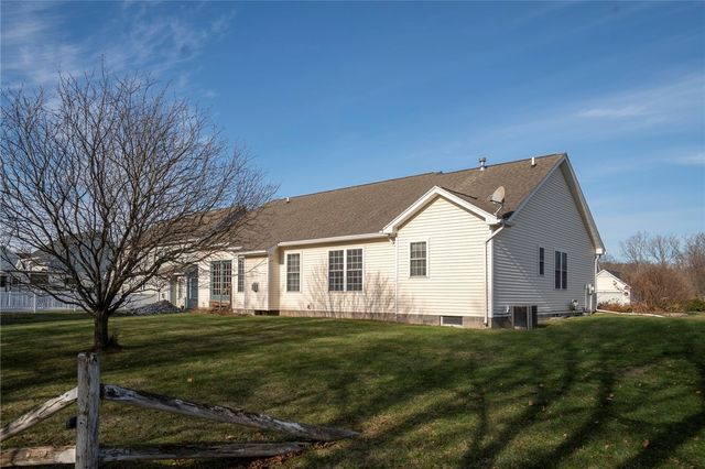 21 Acorn Valley, Ogden, NY 14624