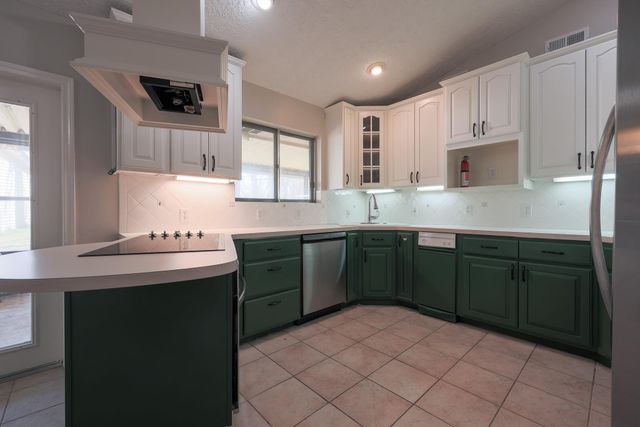 20427 Lakeside Drive, Porter, TX 77365