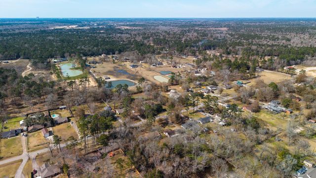 20427 Lakeside Drive, Porter, TX 77365