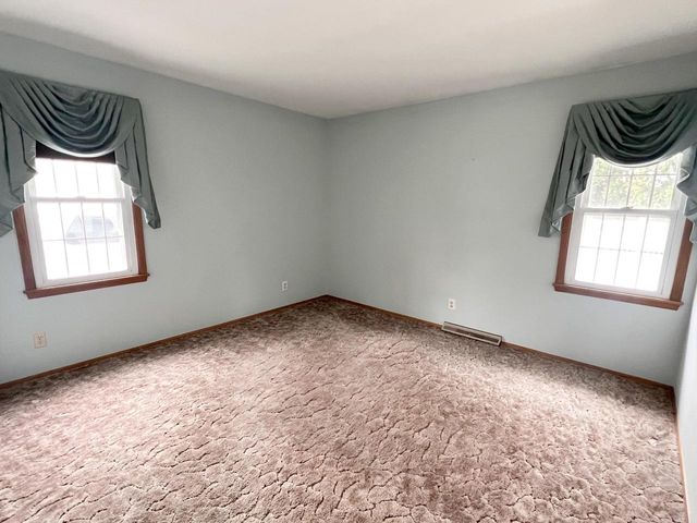 928 S WESTFIELD STREET, Oshkosh, WI 54902