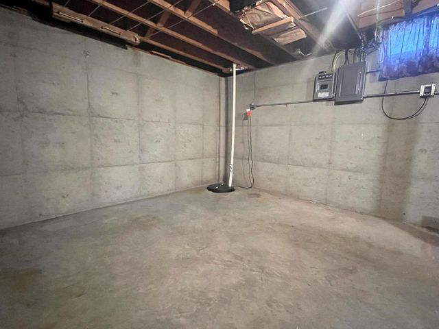928 S WESTFIELD STREET, Oshkosh, WI 54902