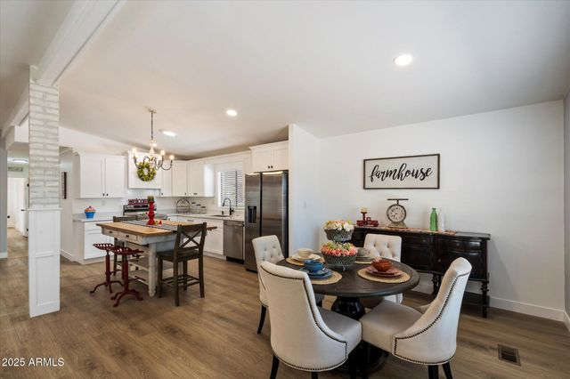 427 S 80TH Way, Mesa, AZ 85208