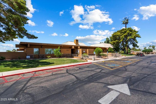 427 S 80TH Way, Mesa, AZ 85208