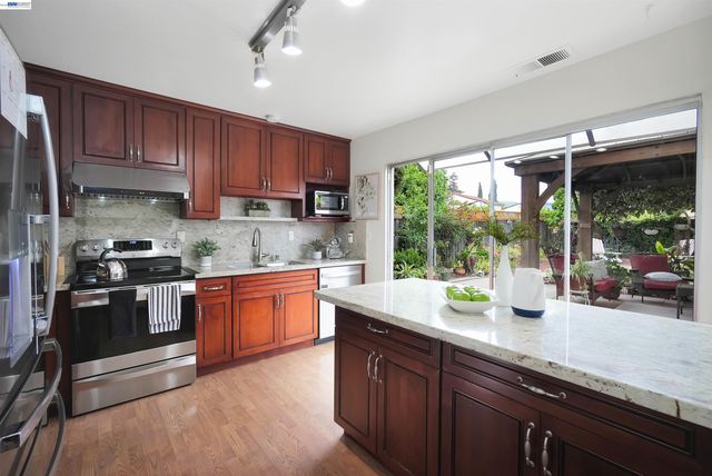 28256 Karn Drive, Hayward, CA 94544