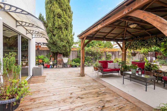 28256 Karn Drive, Hayward, CA 94544