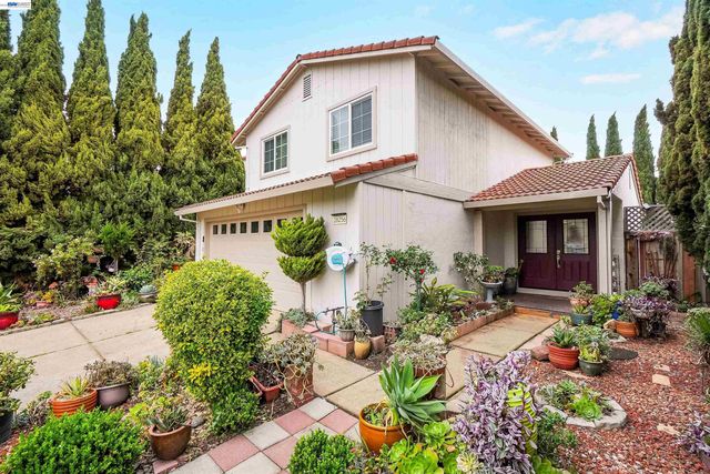 28256 Karn Drive, Hayward, CA 94544