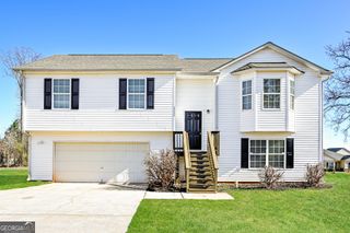 6864 Amethyst Avenue, Rex, GA 30273