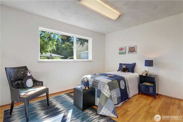 3215 NE 103rd Street, Seattle, WA 98125