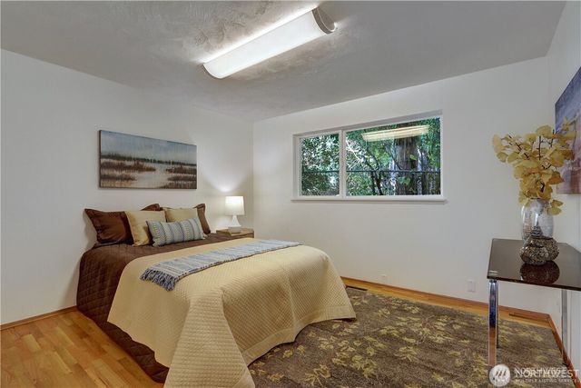 3215 NE 103rd Street, Seattle, WA 98125