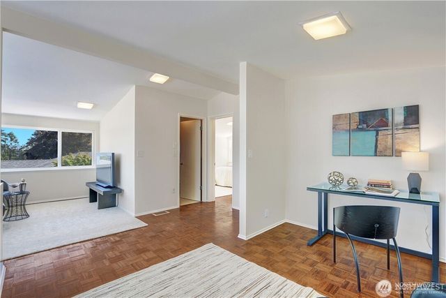 3215 NE 103rd Street, Seattle, WA 98125