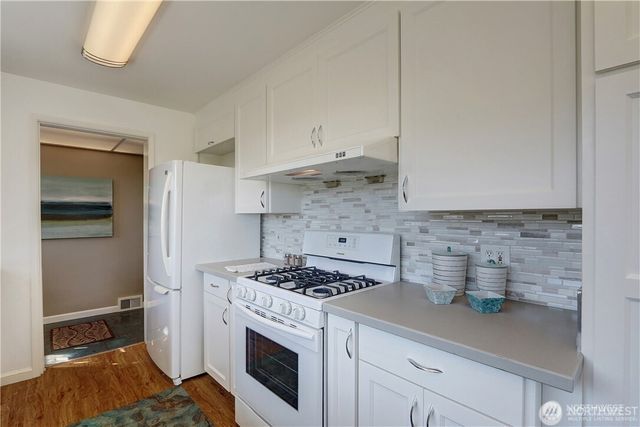 3215 NE 103rd Street, Seattle, WA 98125