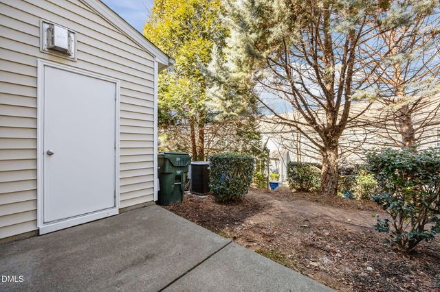 6623 Clarksburg Place, Raleigh, NC 27616