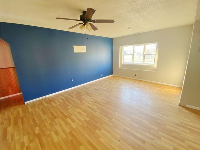 110 W Riley Street, Easton, KS 66020