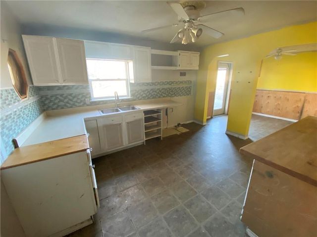110 W Riley Street, Easton, KS 66020