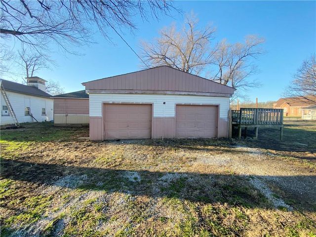 110 W Riley Street, Easton, KS 66020