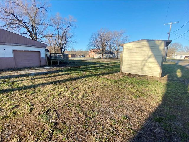 110 W Riley Street, Easton, KS 66020