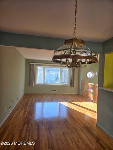 129 Poplar Way, Brick, NJ 08724