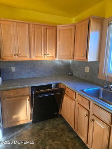 129 Poplar Way, Brick, NJ 08724