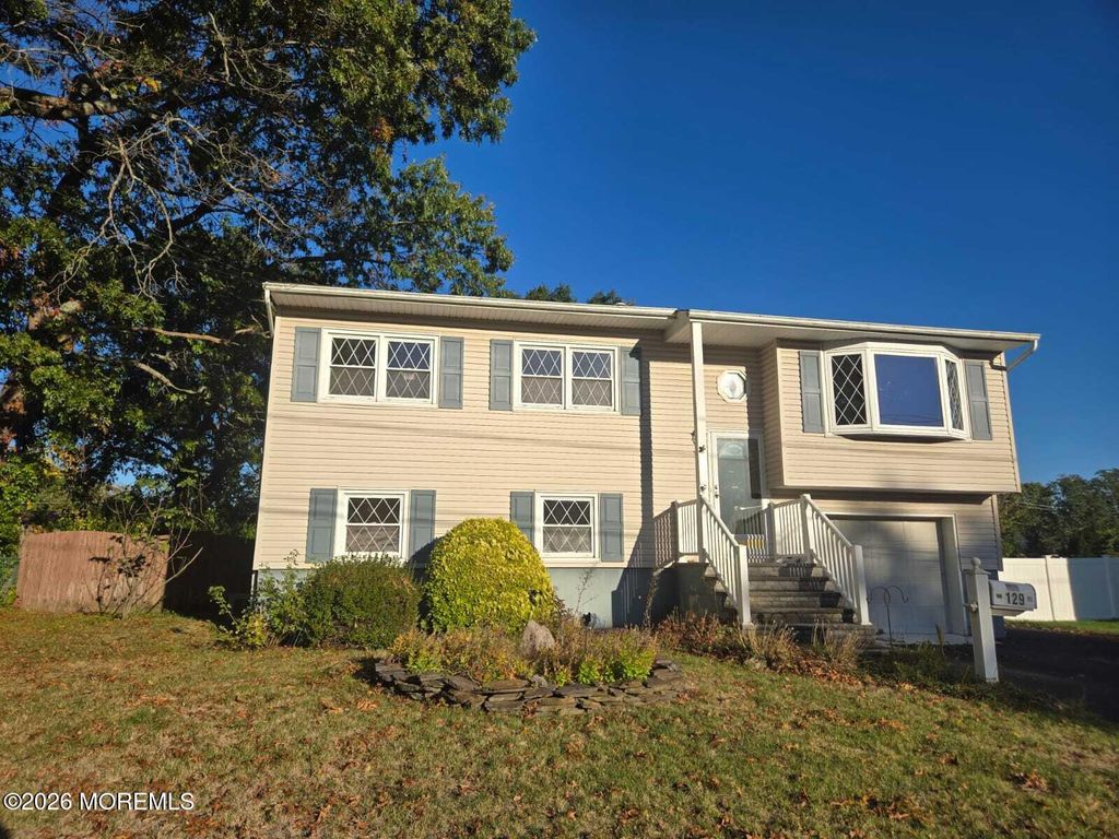 129 Poplar Way, Brick, NJ 08724