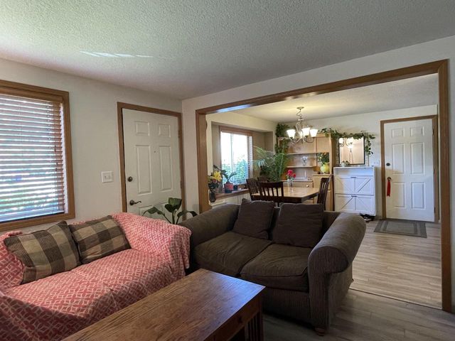 4417 5th AVENUE, Kenosha, WI 53140